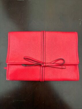Stella & Dot Red Leather Wrap jewelry carrier bag for travel